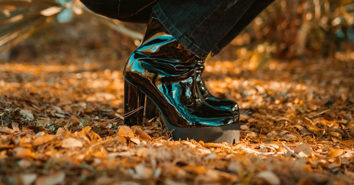 réparation de cuir verni : redonnez éclat et souplesse à vos articles en cuir verni grâce à nos services professionnels de remise en état.