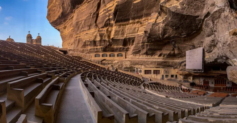 découvrez notre guide complet sur les autobronzants pour un hâle naturel et lumineux toute l'année. conseils d'application, types de produits et astuces pour un bronzage parfait sans soleil.