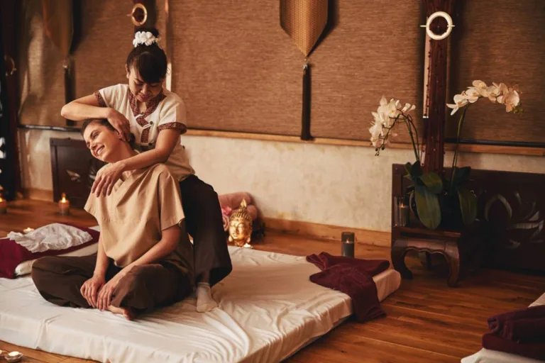 Nuad Thai à Paris : quand les gestes ancestraux libèrent le corps