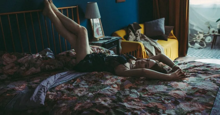 découvrez la vie privée de charlotte d'ornellas, ses passions, son parcours et ses moments intimes loin des projecteurs.