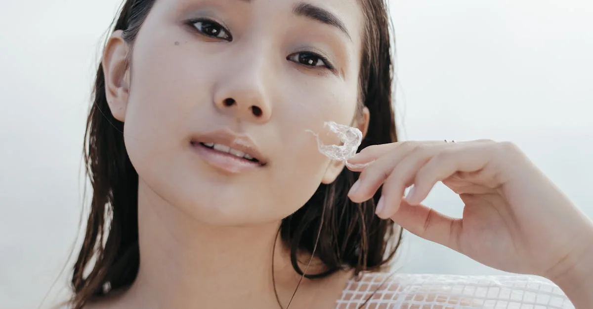 soin réparateur pour peau déshydratée : hydrate intensément et restaure la barrière cutanée pour une peau douce et éclatante.