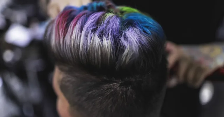 découvrez les dernières tendances de coiffure pour tous les styles et toutes les occasions. inspirez-vous de nos conseils et astuces pour sublimer votre look avec des coiffures modernes et faciles à réaliser.