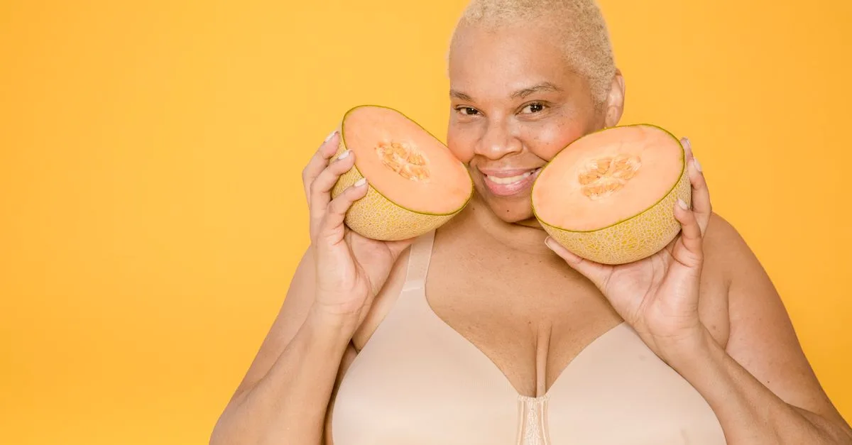découvrez tout ce qu'il faut savoir sur les tailles de soutien-gorge : guide des mesures, conseils pour choisir la bonne taille et astuces pour un confort optimal.