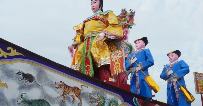 découvrez le signe du zodiaque chinois de l'année 1998, ses caractéristiques, sa compatibilité et ce que cette année révèle sur votre personnalité.