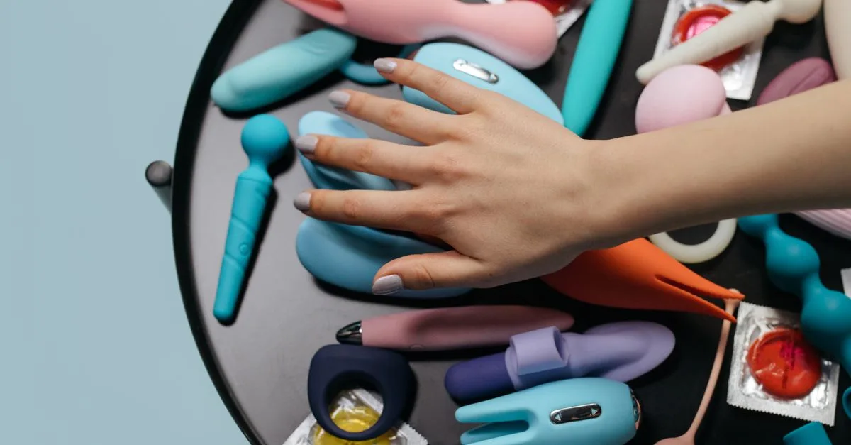 découvrez notre guide complet des sex toys : conseils, avis et recommandations pour pimenter votre vie intime en toute sécurité et plaisir.