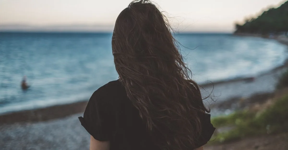 découvrez comment sublimer vos cheveux ondulés avec des conseils coiffure, soins adaptés et inspirations tendance pour un look naturel et stylé.